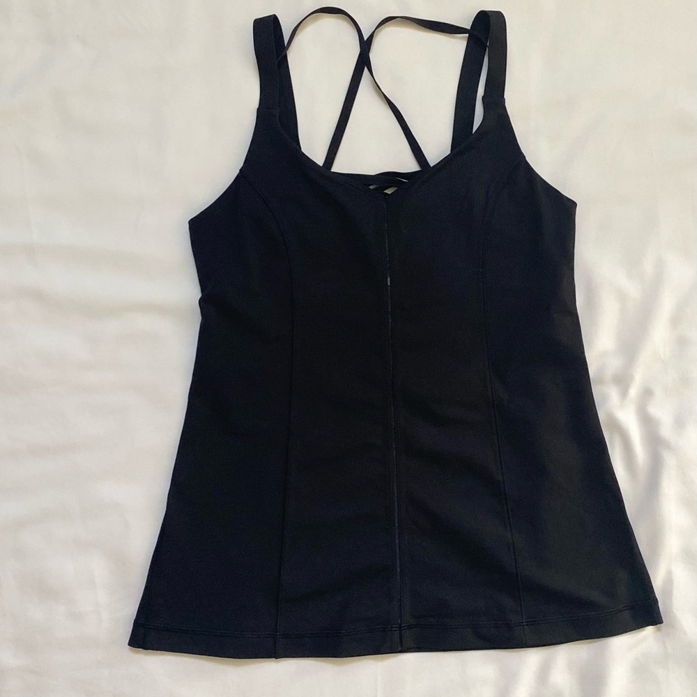 Lululemon black tank